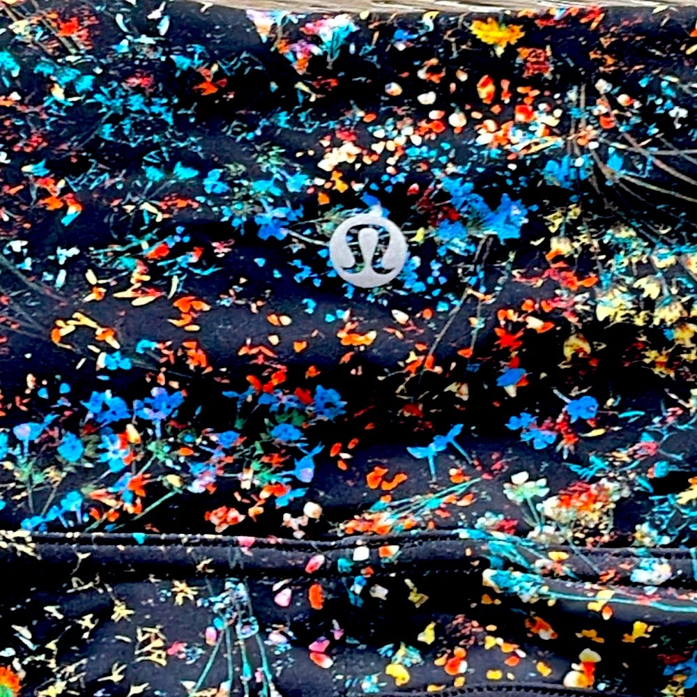 Lululemon Wake and Train Tight 28” Black/Flowerescent Multi Color 4 Dot - Picture 9 of 10